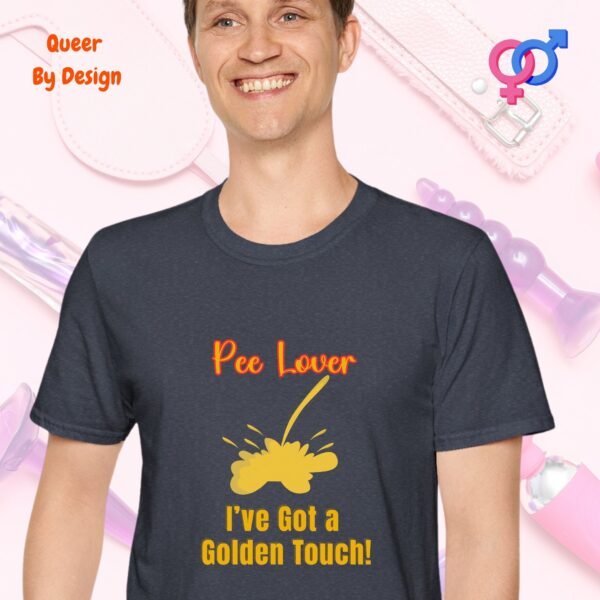 Pee Lover I Have Got a Golden Touch_heather navy t-shirt